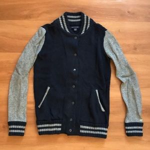 Tommy Hilfiger Men’s Sweater. Size XXS.
